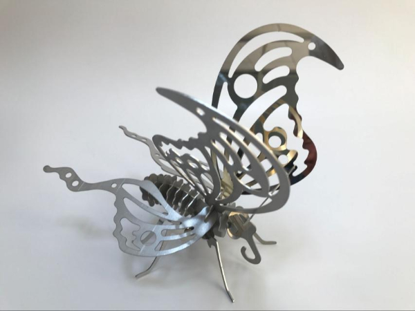 What should pay attention to laser cutting machine processing stainless steel